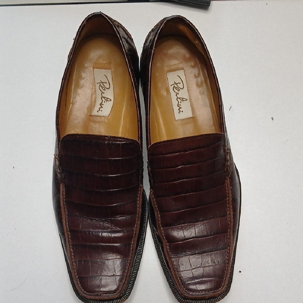 Pertini Classic Brown Crocodile Loafers